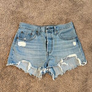 Levis 501 Jean Shorts